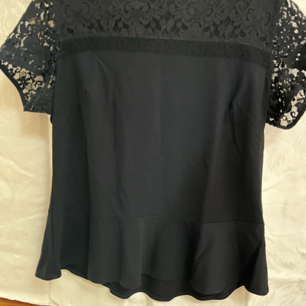 Re-listing: Roz & Ali Elegant Black Lace Blouse